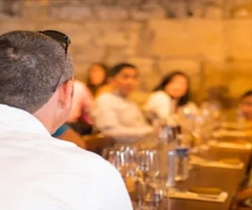Paris: Marais Food Tour with Wine Tasting
